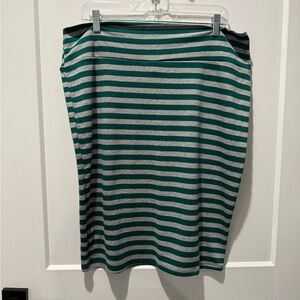 Lularoe Cassie green heather gray pencil skirt XL striped pencil skirt.